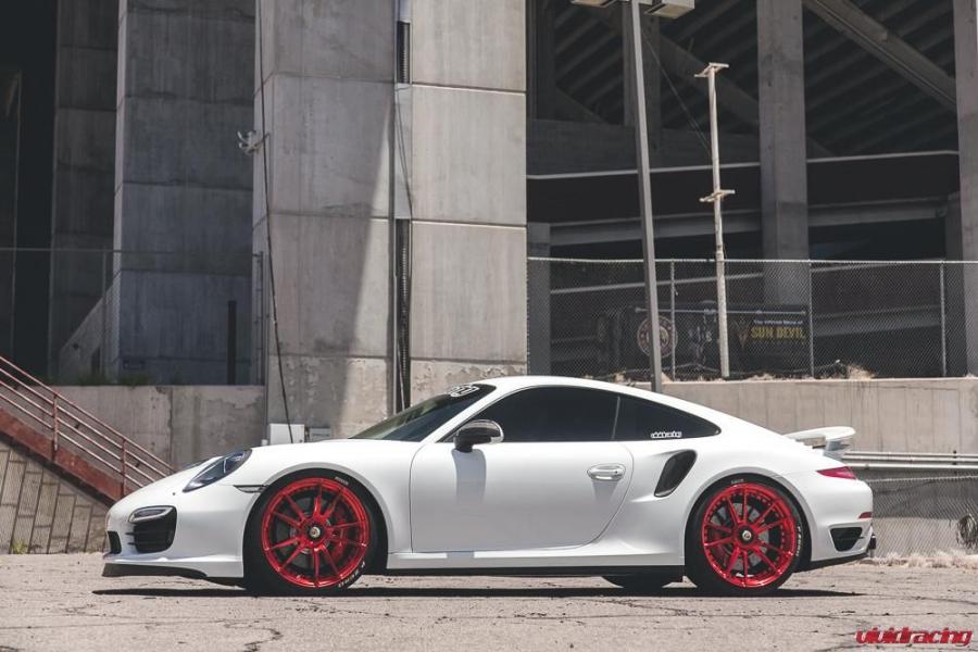  Porsche 911 Turbo by Vivid Racing 2014 года  (фото 3 из 14)